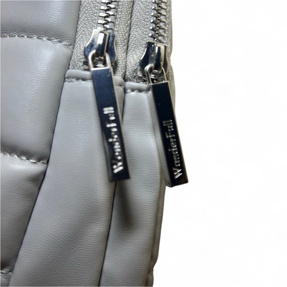 Wanderfull Puffer Water Bottle Carrier Crossbody Vegan Leather Gray EUC Fitness - Picture 3 of 7